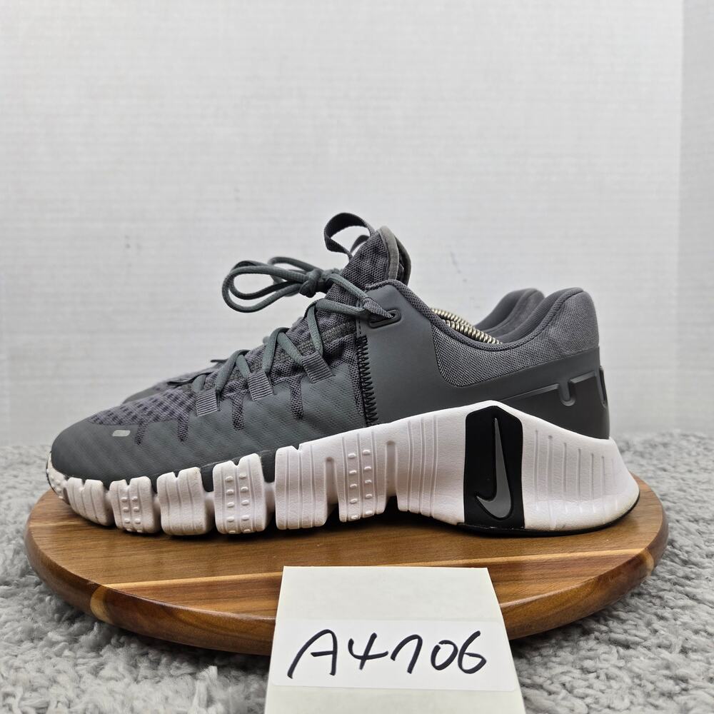 Nike Mens 10 Free Metcon 5 Smoke Grey Gym Athletic Training Sneaker DV3949-003